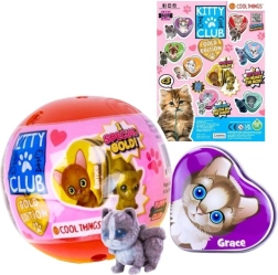 Cápsula Kitty Club Gold Edition – mini figura coleccionable sorpresa
