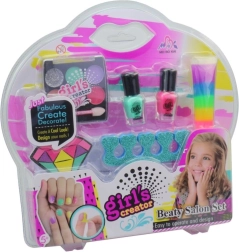 Estudio cosmético y de uñas MaDe para niñas