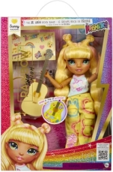 Rainbow High Junior Fashion muñeca Sunny – guitarrista de rock