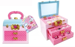 Set de cosmética en maletín Unicornio