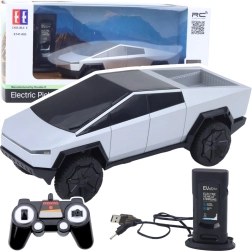 Pick-up RC con luces LED – modelo plateado futurista