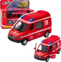 Coche de bomberos metálico 1:32 con mecanismo de fricción (pull-back), luces y sonidos – rojo