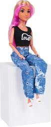 Muñeca Alicja con accesorios