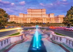 Puzzle Plaza del Parlamento Bucarest 1000 piezas