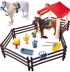 Set de caballos con cercado y cobertizo 14 cm
