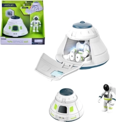 Estación espacial con accesorios