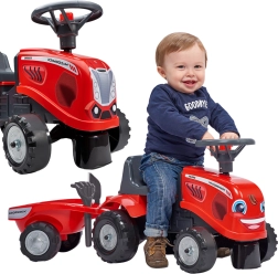 Correpasillos infantil tractor McCormick con remolque