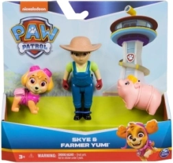 Set de figuras Paw Patrol: Skye, granjera Yumi y cerdito