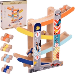 Pista de coches de madera con tobogán