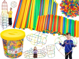 Varillas de construcción y conectores en cubo (aprox. 800 piezas)