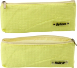Estuche amarillo con patrón en relieve