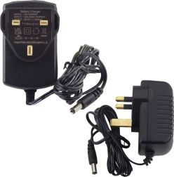 Cargador 28,8 V 500 mA con enchufe británico
