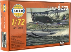 Modelo de plástico del avión Letov Š-328