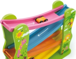 Tobogán de madera para coches