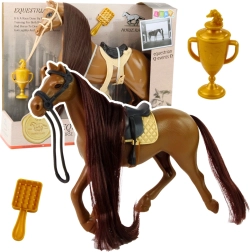 Caballo marrón con crin larga y accesorios en color marrón