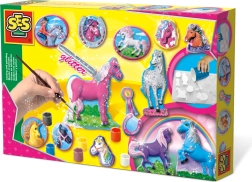 Moldeado y pintado de caballos de fantasía