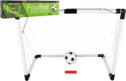 Portería de fútbol con balón y bomba