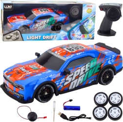 Coche deportivo RC con carrocería iluminada y ruedas de derrape – azul