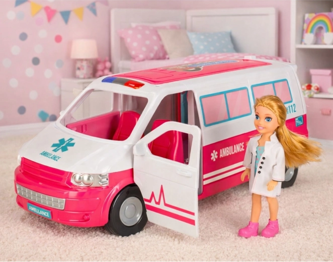 Juego realista con muñeca doctora