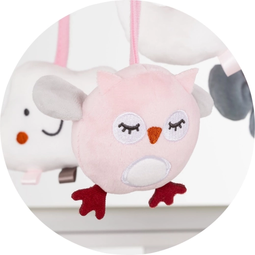 Adorables juguetes de peluche que llaman la atención