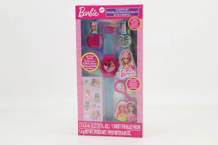 set de cosmética Barbie con pintalabios y esmaltes de uñas