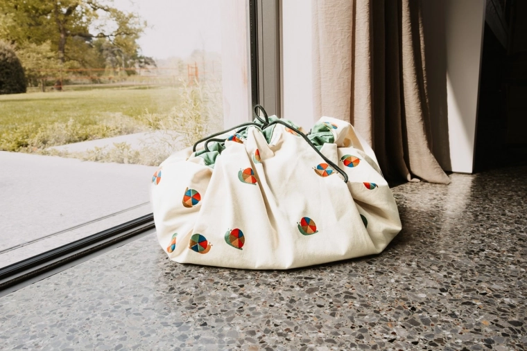 Saco elegante y práctico para viajes y almacenamiento