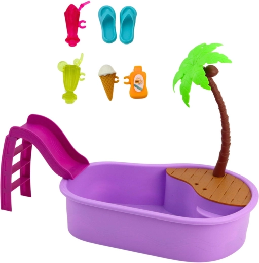 Piscina con tobogán y palmera