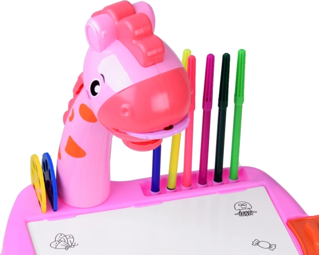 Superficie de dibujo práctica con espacio para rotuladores