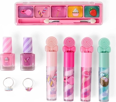 Todo para el primer maquillaje en un solo lugar