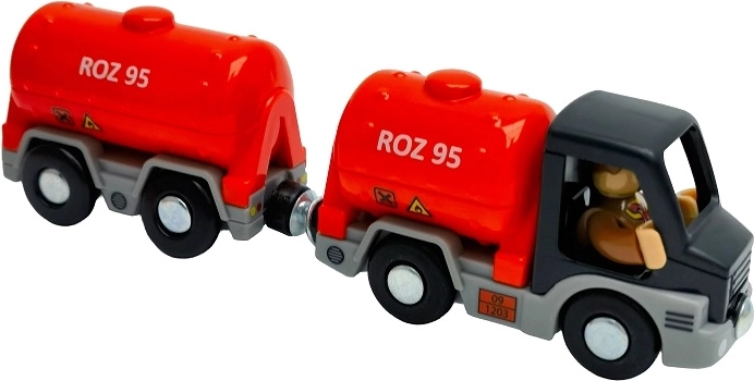 Vehículo cisterna con remolque (ROZ 95)