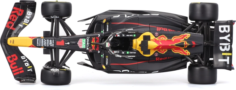 figura del piloto en el cockpit