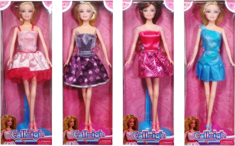 Muñeca con vestidos elegantes