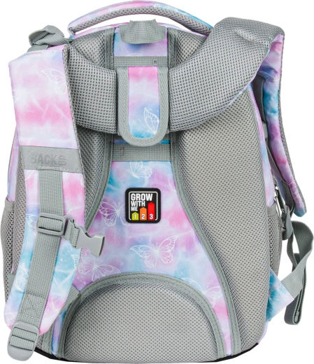 Mochila que “crece con el niño”