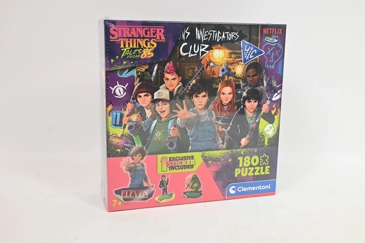 Puzzle Clementoni Stranger Things de 180 piezas en caja cuadrada