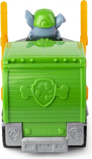 Figura de Rocky lista para la acción