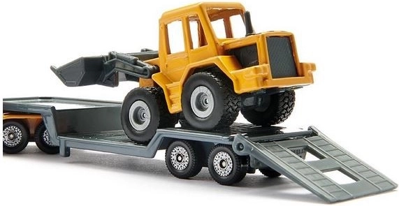 Transporte realista de maquinaria de construcción