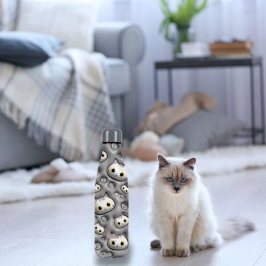 Adorable diseño de gato