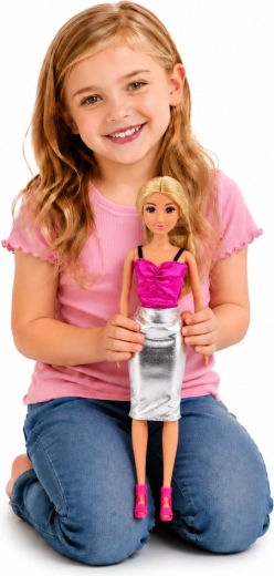Muñeca de 30 cm con extremidades articuladas