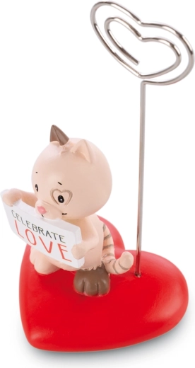 Diseño Love Cat con el texto “Celebrate Love”