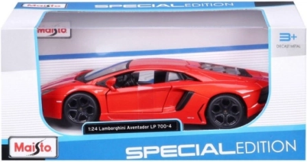 Modelo de coche Lamborghini Aventador LP700-4