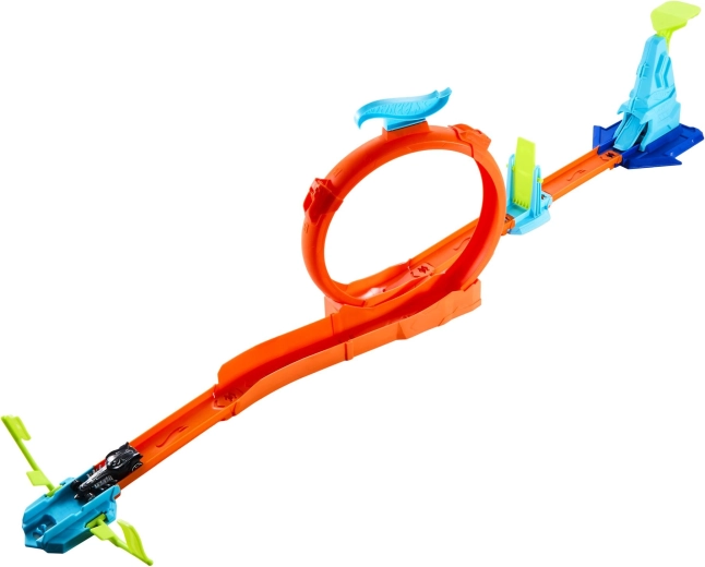 Pista de acrobacias Hot Wheels con obstáculos