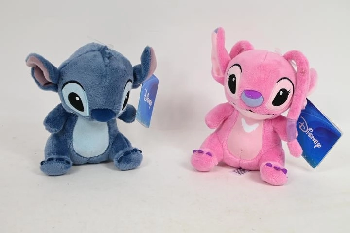 Disney Stitch y Angel mini figuras de peluche 17 cm (12 uds en caja)