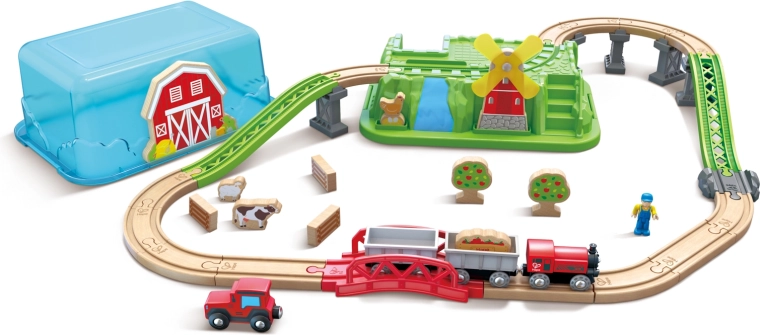 Vía de tren en caja: tren en la naturaleza
