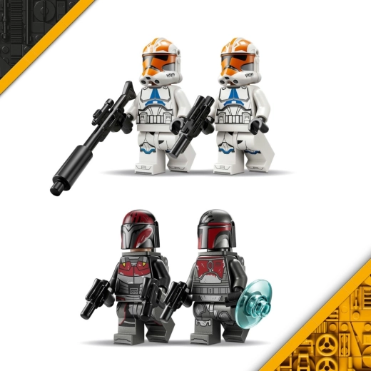 Cuatro minifiguras detalladas con armas
