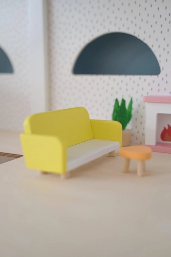 Sofá de madera para jugar cómodamente