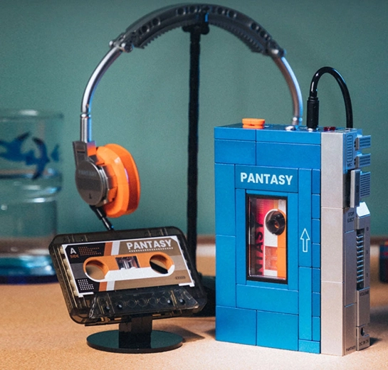 Aspecto retro icónico como de los años 80