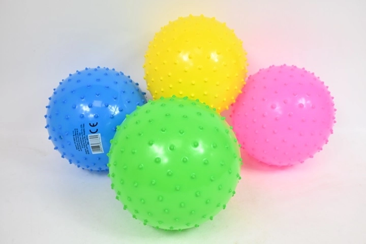 Balón de masaje y rehabilitación con púas 23 cm