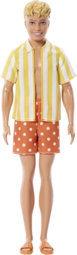 Ken con estilo en un conjunto veraniego