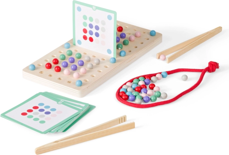 Tarjetas con modelos de colores