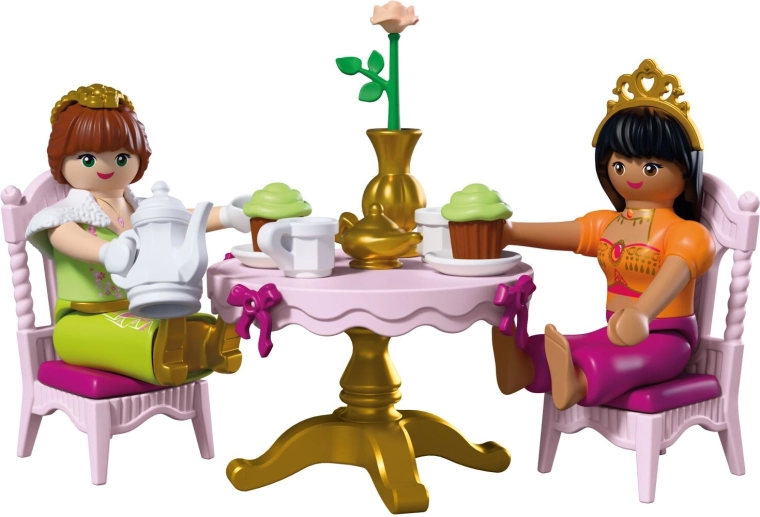 Merienda de té con ricos accesorios